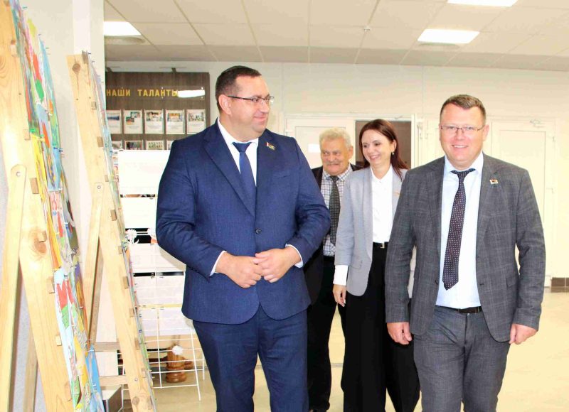 ФОТОФАКТ: В Костюковичах отпраздновали День народного единства