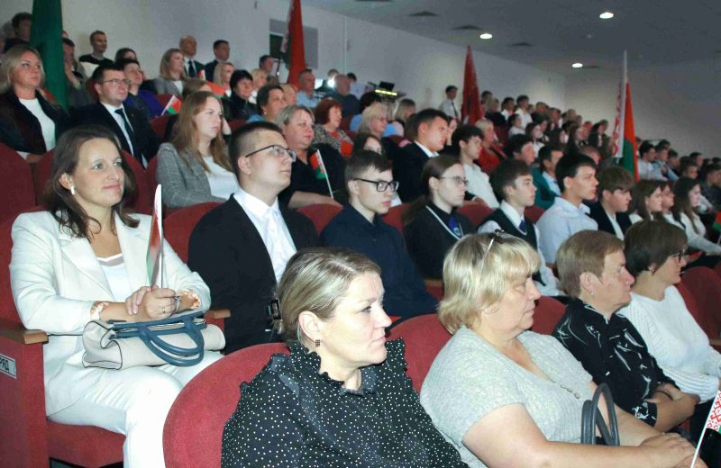 ФОТОФАКТ: В Костюковичах отпраздновали День народного единства