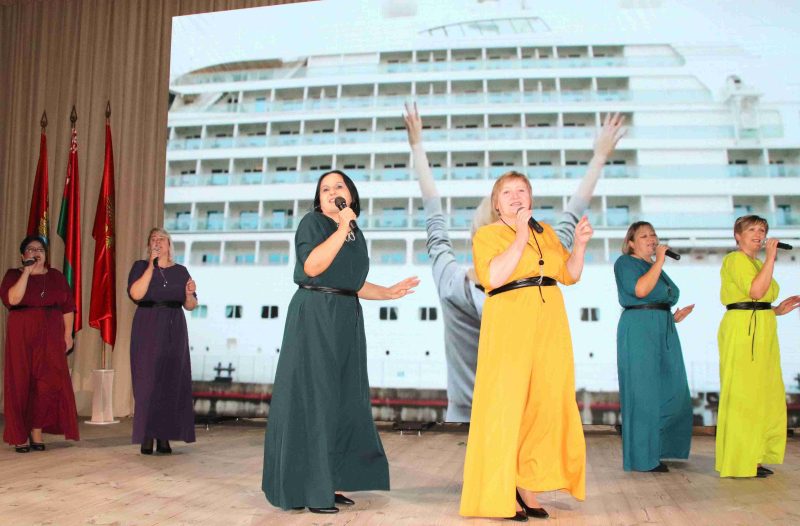 ФОТОФАКТ: В Костюковичах отпраздновали День народного единства