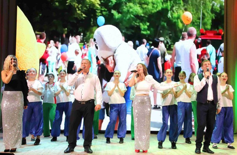 ФОТОФАКТ: В Костюковичах отпраздновали День народного единства