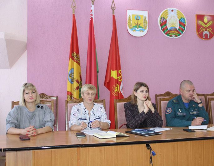 Домашние агрессоры и огородные хулиганы: кто попал в поле зрения Костюковичской КДН Домашние агрессоры и огородные хулиганы: кто попал в поле зрения Костюковичской КДН