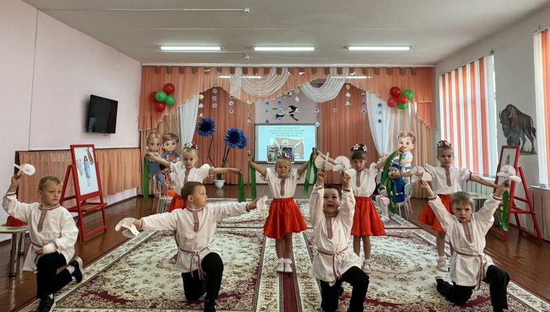 Воспитанники детского сада №2 приняли участие в патриотической акции "Письмо о Беларуси"