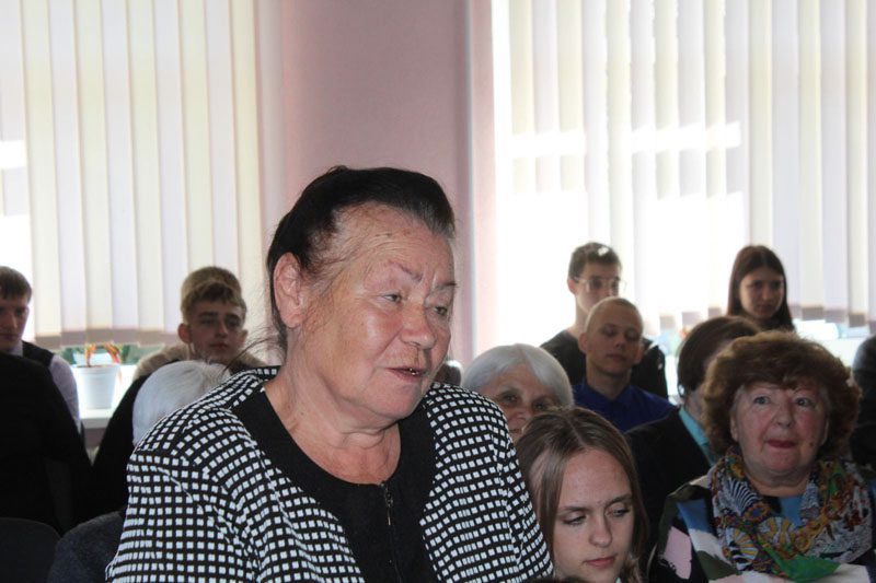 Сустрэча з пісьменнікам Віктарам Патапенка адбылася ў Касцюковіцкай раённай бібліятэцы Сустрэча з пісьменнікам Віктарам Патапенка адбылася ў Касцюковіцкай раённай бібліятэцы