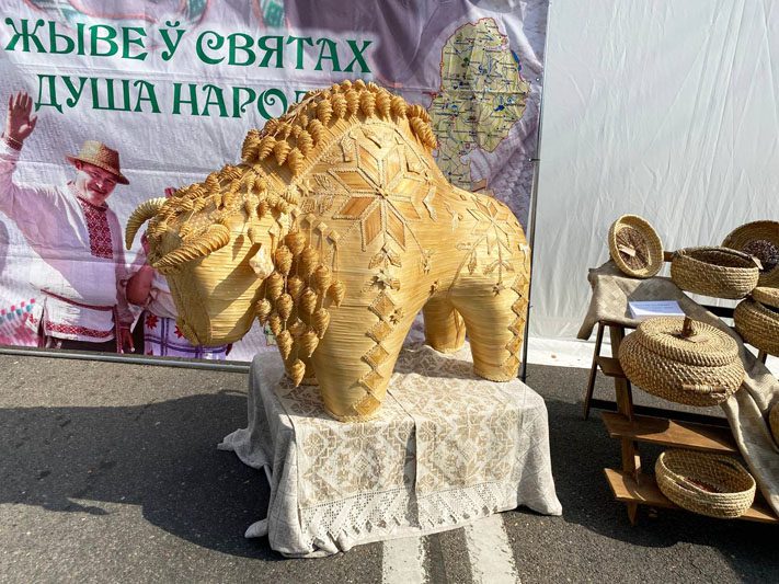 ФОТАФАКТ: Святочная Ліда ў аб'ектыве нашых карэспандэнтаў