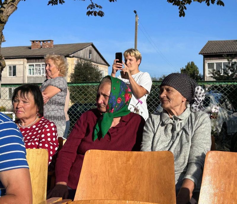 ФОТОФАКТ: Традиционное "Свята бульбы" прошло в деревне Мурин Бор