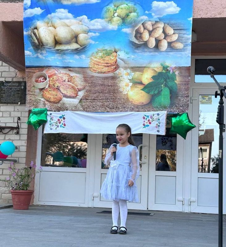 ФОТОФАКТ: Традиционное "Свята бульбы" прошло в деревне Мурин Бор