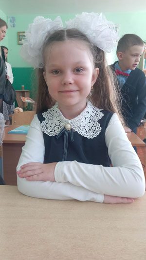 ФОТОФАКТ: Новосамотевичская школа распахнула двери для 13 первоклассников