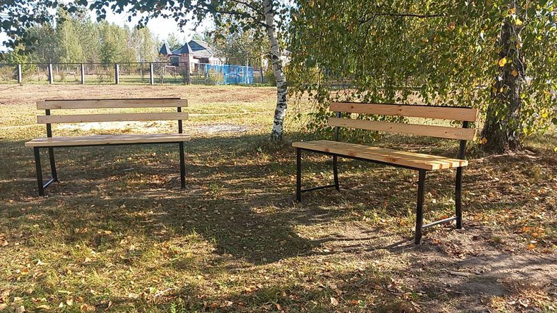 Продолжается благоустройство территории Новосамотевичского сельского совета