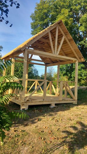 Продолжается благоустройство территории Новосамотевичского сельского совета