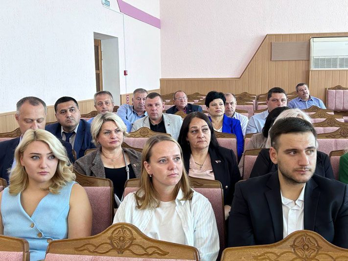 Очередная четырнадцатая сессия районного Совета депутатов состоялась в Костюковичах Очередная четырнадцатая сессия районного Совета депутатов состоялась в Костюковичах