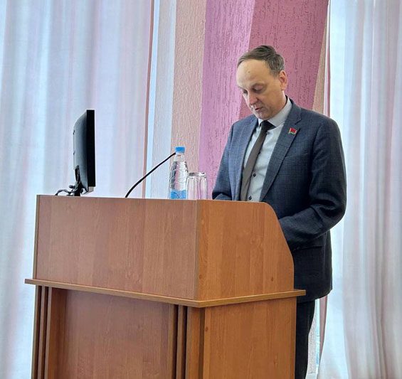 Очередная четырнадцатая сессия районного Совета депутатов состоялась в Костюковичах Очередная четырнадцатая сессия районного Совета депутатов состоялась в Костюковичах