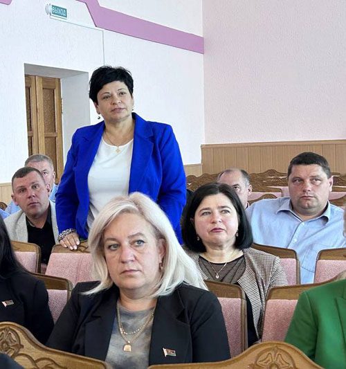 Очередная четырнадцатая сессия районного Совета депутатов состоялась в Костюковичах Очередная четырнадцатая сессия районного Совета депутатов состоялась в Костюковичах