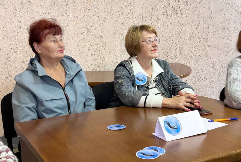 Костюковичские педагоги разных поколений сошлись в интеллектуальном поединке Костюковичские педагоги разных поколений сошлись в интеллектуальном поединке