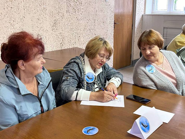 Костюковичские педагоги разных поколений сошлись в интеллектуальном поединке Костюковичские педагоги разных поколений сошлись в интеллектуальном поединке