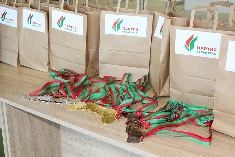 ФОТОФАКТ: Как прошли межрайонные соревнования "Костюковичские старты"