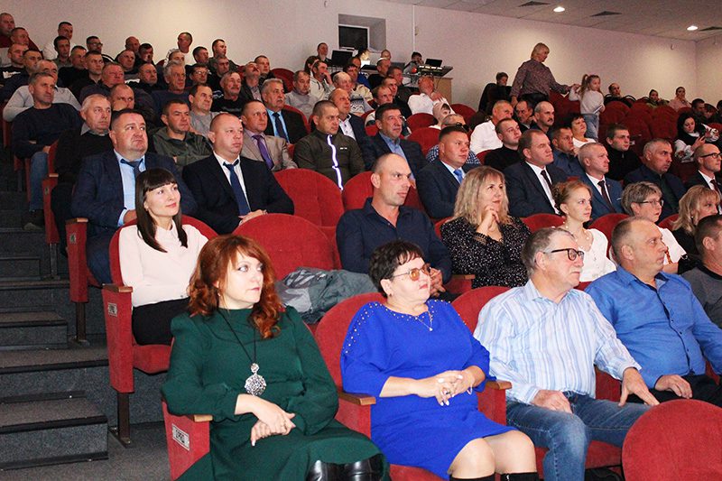 Как чествовали в Костюковичах профессионалов дорожно-транспортной отрасли