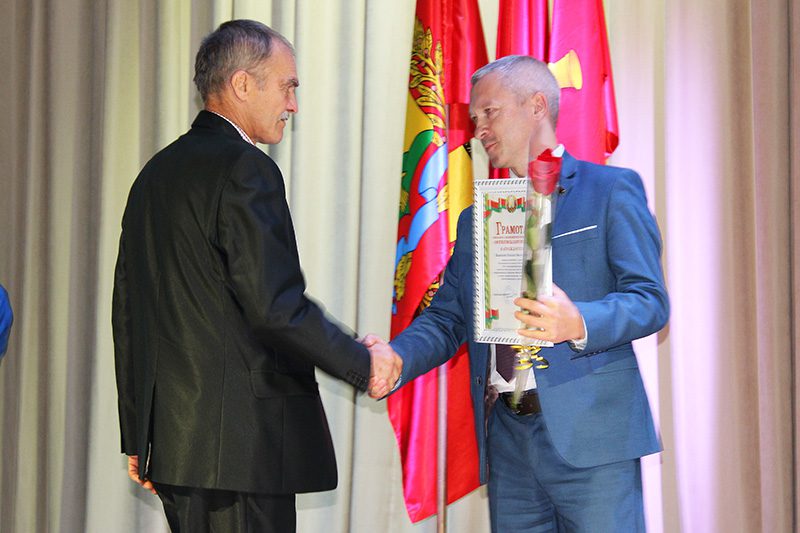 Как чествовали в Костюковичах профессионалов дорожно-транспортной отрасли