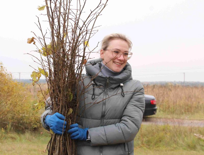 Расти и цвести: Единый день озеленения провели в Костюковичах Расти и цвести: Единый день озеленения провели в Костюковичах