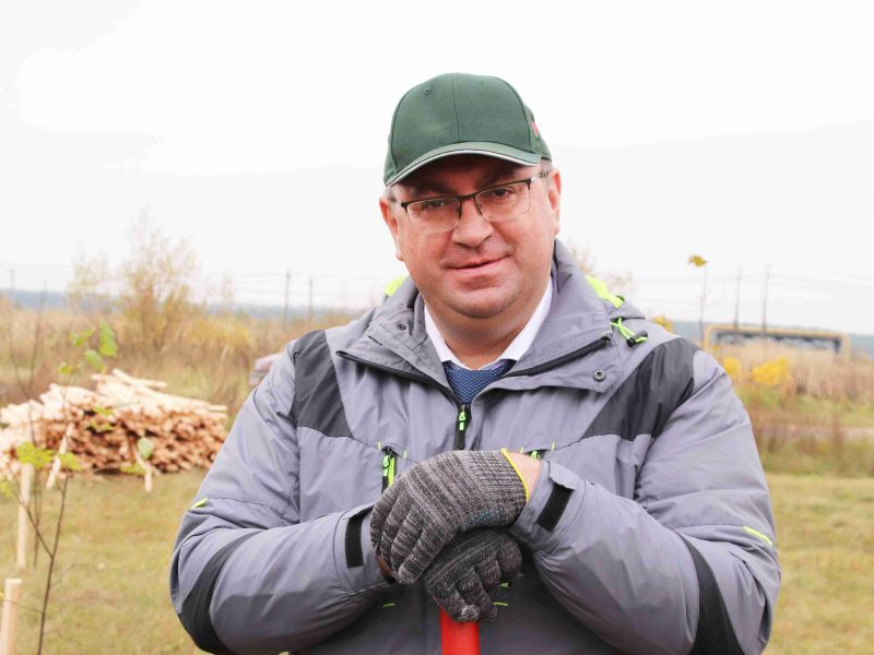 Расти и цвести: Единый день озеленения провели в Костюковичах Расти и цвести: Единый день озеленения провели в Костюковичах