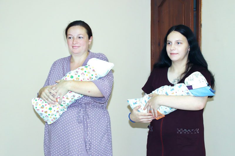 Матерей новорожденных поздравили в Костюковичской ЦРБ Матерей новорожденных поздравили в Костюковичской ЦРБ