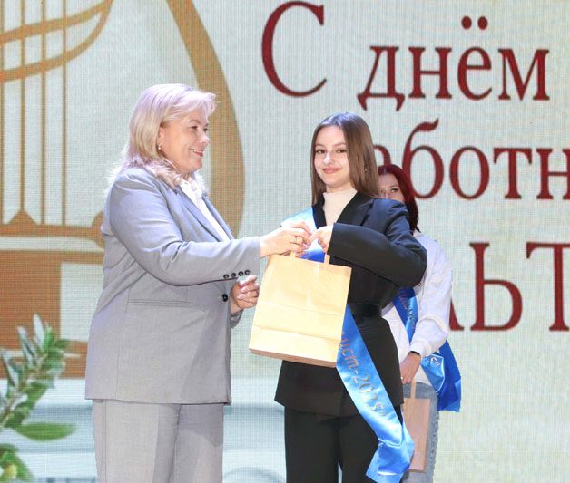 Работников культуры чествовали в Костюковичах Работников культуры чествовали в Костюковичах