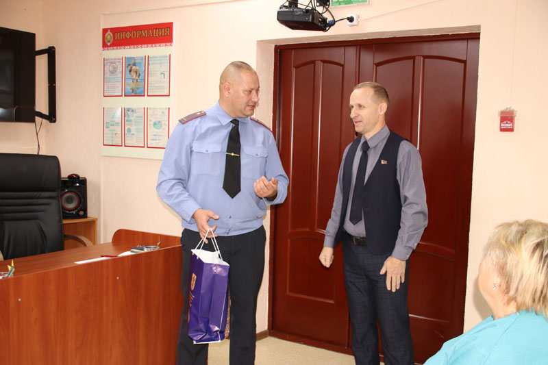 Александр Напреенко принимал поздравления с юбилеем