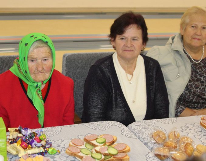 Праздничное мероприятие для ветеранов труда сферы культуры прошло в МКЦ «Юность»