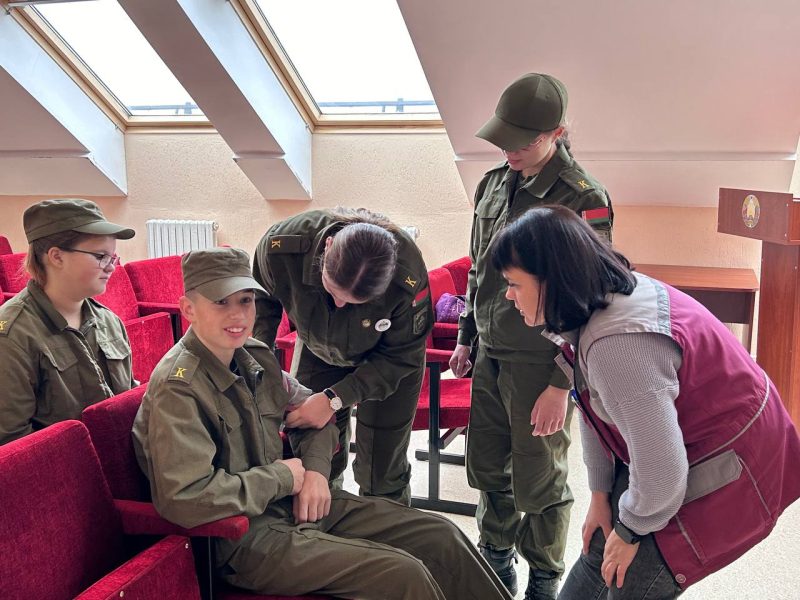 Продолжаются занятия в военно-патриотическом клубе "Зубр"