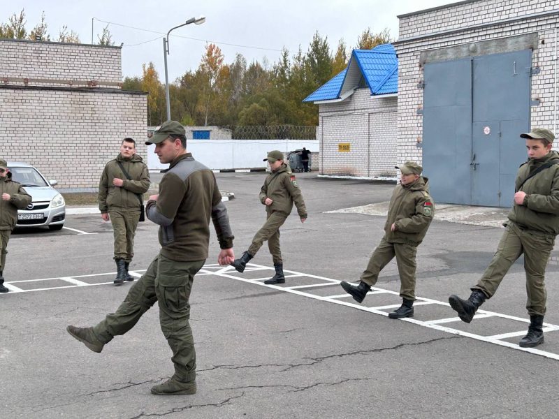 Продолжаются занятия в военно-патриотическом клубе "Зубр"