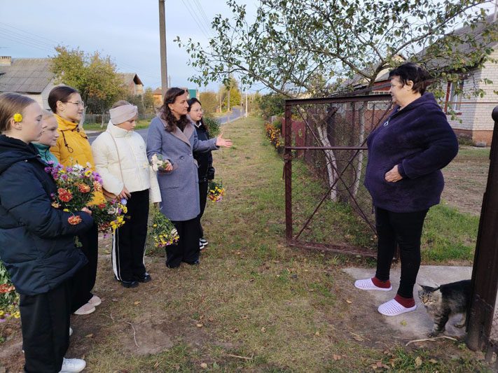 В Новых Самотевичах прошла ежегодная акция ко Дню пожилого человека В Новых Самотевичах прошла ежегодная акция ко Дню пожилого человека
