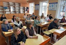 ФОТОФАКТ: На актуальные темы безопасности побеседовали в трудовых коллективах Костюковщины