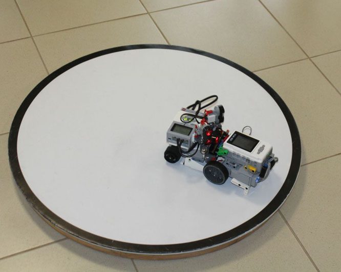 Будущее наступило! Межрайонный турнир по робототехнике приняли Костюковичи Будущее наступило! Межрайонный турнир по робототехнике приняли Костюковичи