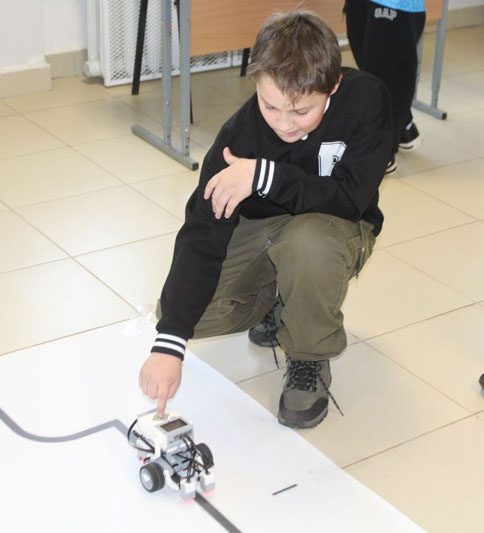 Будущее наступило! Межрайонный турнир по робототехнике приняли Костюковичи Будущее наступило! Межрайонный турнир по робототехнике приняли Костюковичи