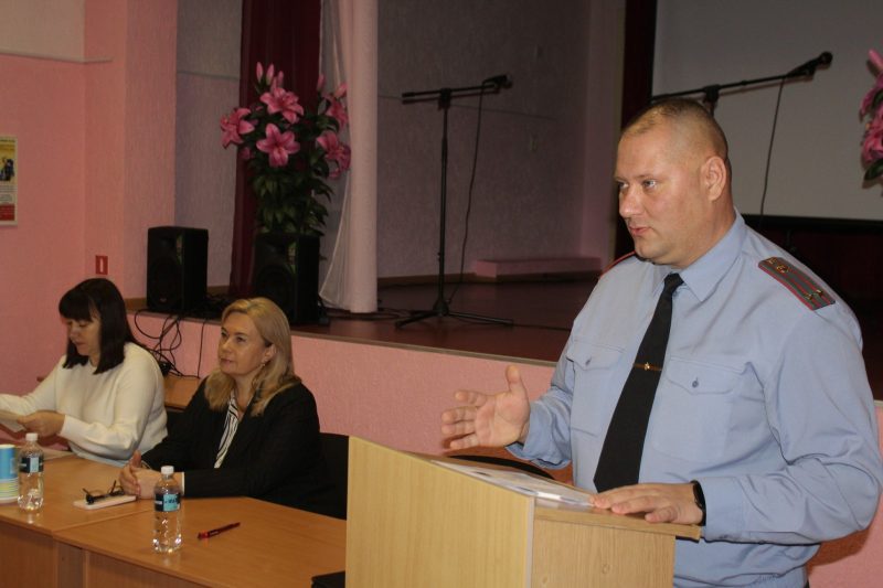 В Костюковичах прошел Единый день информирования В Костюковичах прошел Единый день информирования