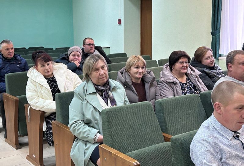 Торжества в честь тружеников села прошли в Новых Самотевичах и Белой Дуброве Торжества в честь тружеников села прошли в Новых Самотевичах и Белой Дуброве