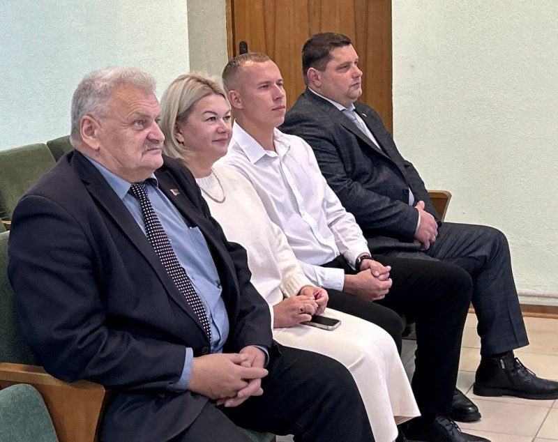 Торжества в честь тружеников села прошли в Новых Самотевичах и Белой Дуброве Торжества в честь тружеников села прошли в Новых Самотевичах и Белой Дуброве