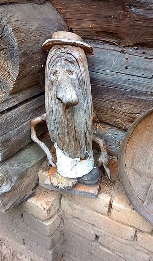 Обычный человек создал необычный музей в Костюковичском районе Обычный человек создал необычный музей в Костюковичском районе