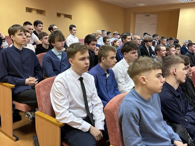 Как стать офицером. Костюковичских выпускников приглашают обучаться в Военной академии