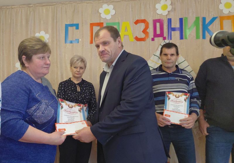 Благодарность за труд и преданность. В КСУП "Селецкое" наградили достойных