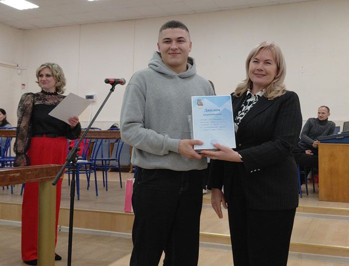 Интеллектуальный молодежный турнир "Осенний Кубок - 2025"  прошел в Костюковичах