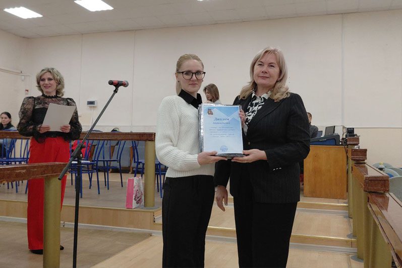 Интеллектуальный молодежный турнир "Осенний Кубок - 2025"  прошел в Костюковичах