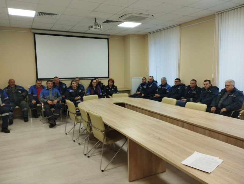 ФОТОФАКТ: На актуальные темы безопасности побеседовали в трудовых коллективах Костюковщины