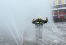 В Костюковичском РОЧС торжественно проводили на пенсию Вадима Казакова