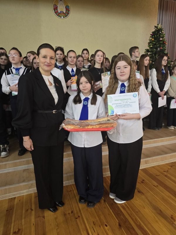 Костюковичских гимназистов чествовали на "Олимпе"