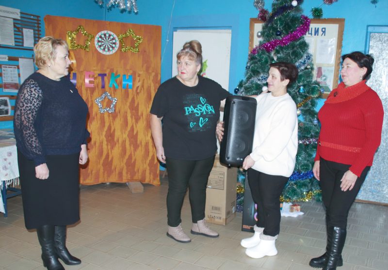 Тупичинский СДК получил в подарок новое музыкальное оборудование