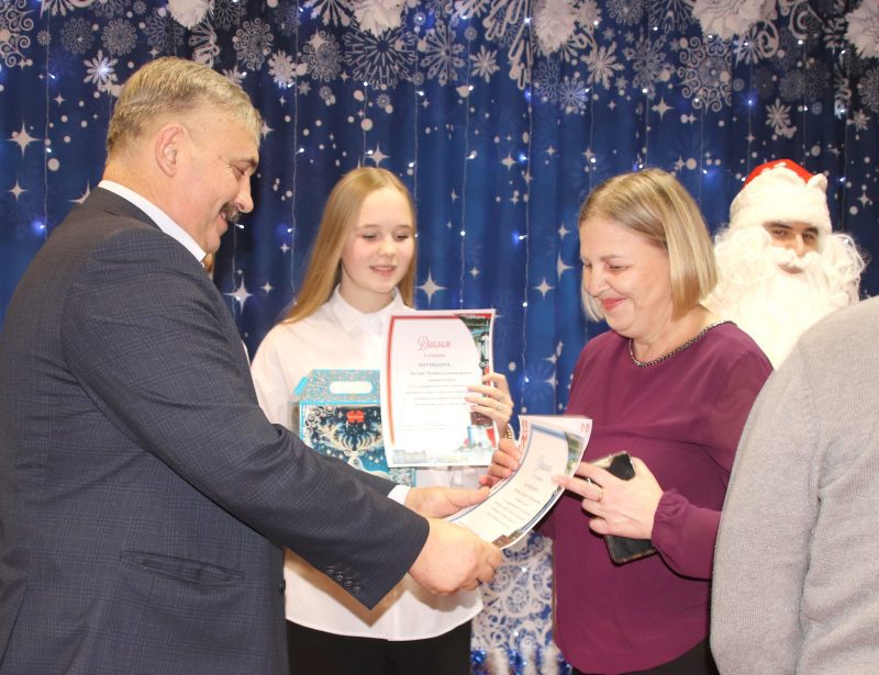 Лучших учащихся чествовали в Костюковичской средней школе №4