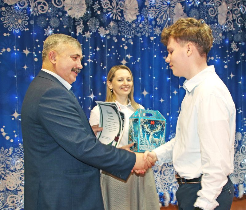 Лучших учащихся чествовали в Костюковичской средней школе №4