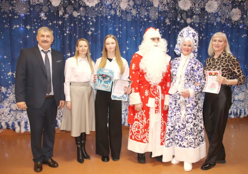 Лучших учащихся чествовали в Костюковичской средней школе №4