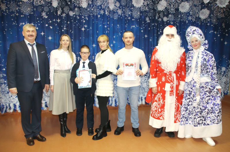 Лучших учащихся чествовали в Костюковичской средней школе №4