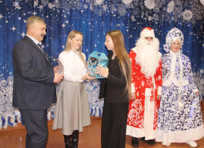 Лучших учащихся чествовали в Костюковичской средней школе №4